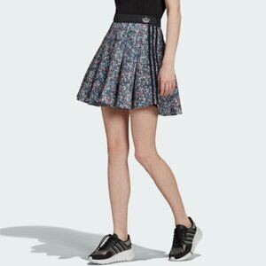 Adidas Primegreen Flouncy Mini Skirt in Multi XS